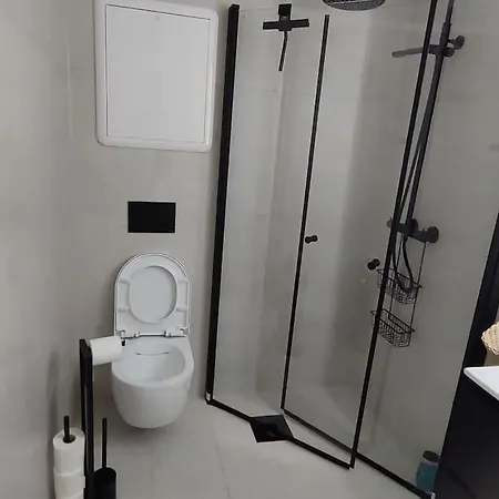 Apartman Utleieleilighet 4 Sengeplasser Og Ut *